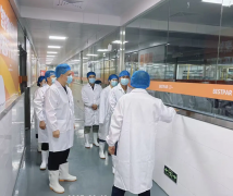 <b>调查组一一核实了食材采购验收台账、供应商天</b>